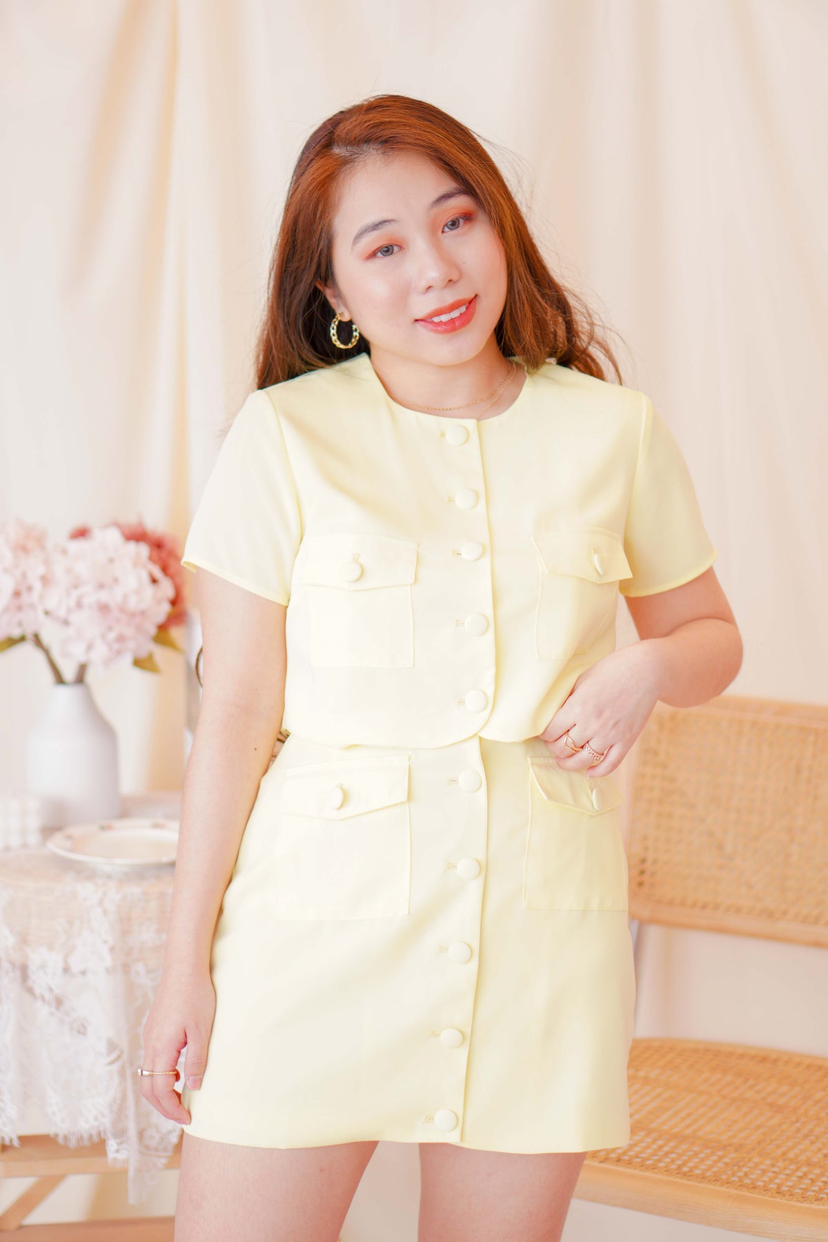 Modern Woman Button Skirt in Yellow