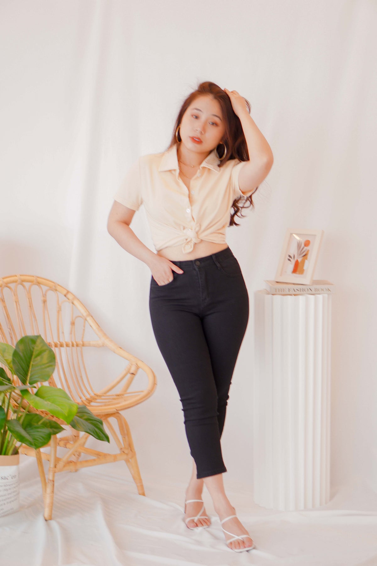 Dark Mind Cropped Jeggings in Black
