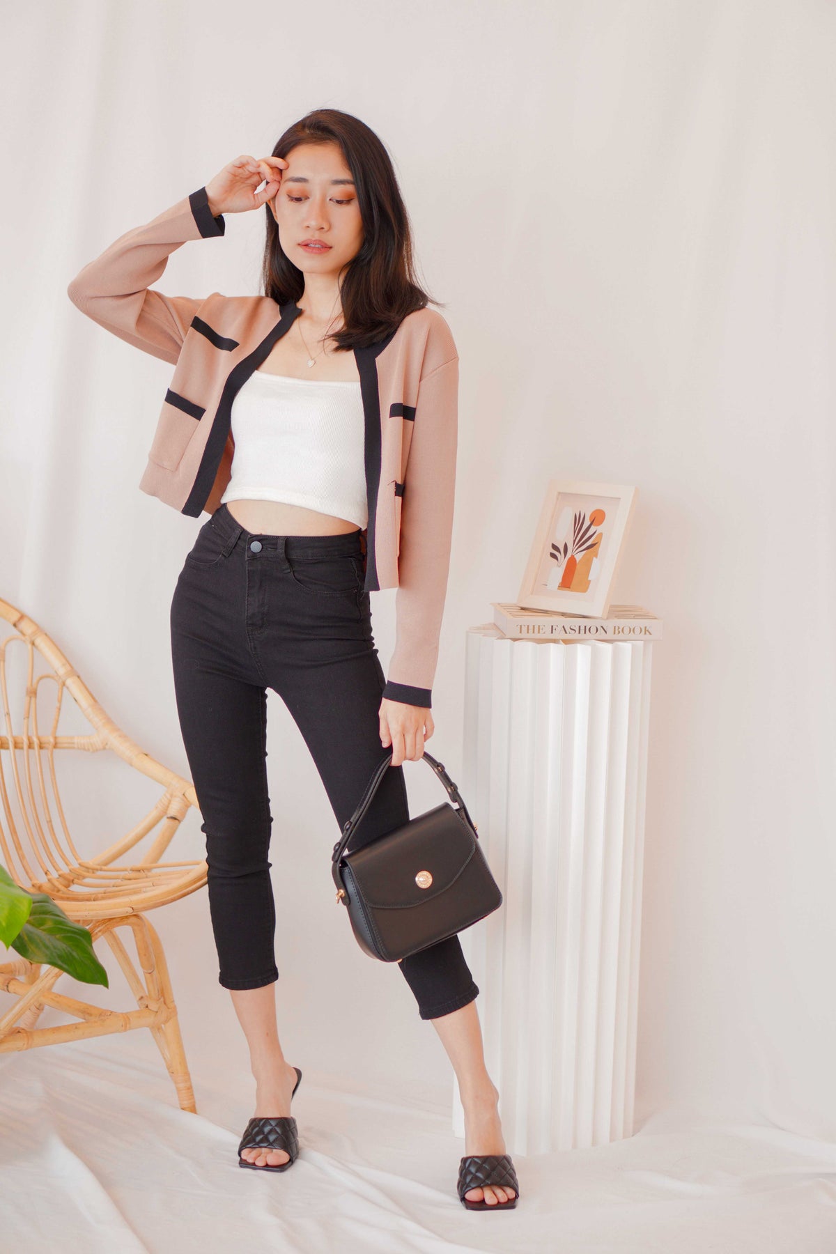 Dark Mind Cropped Jeggings in Black