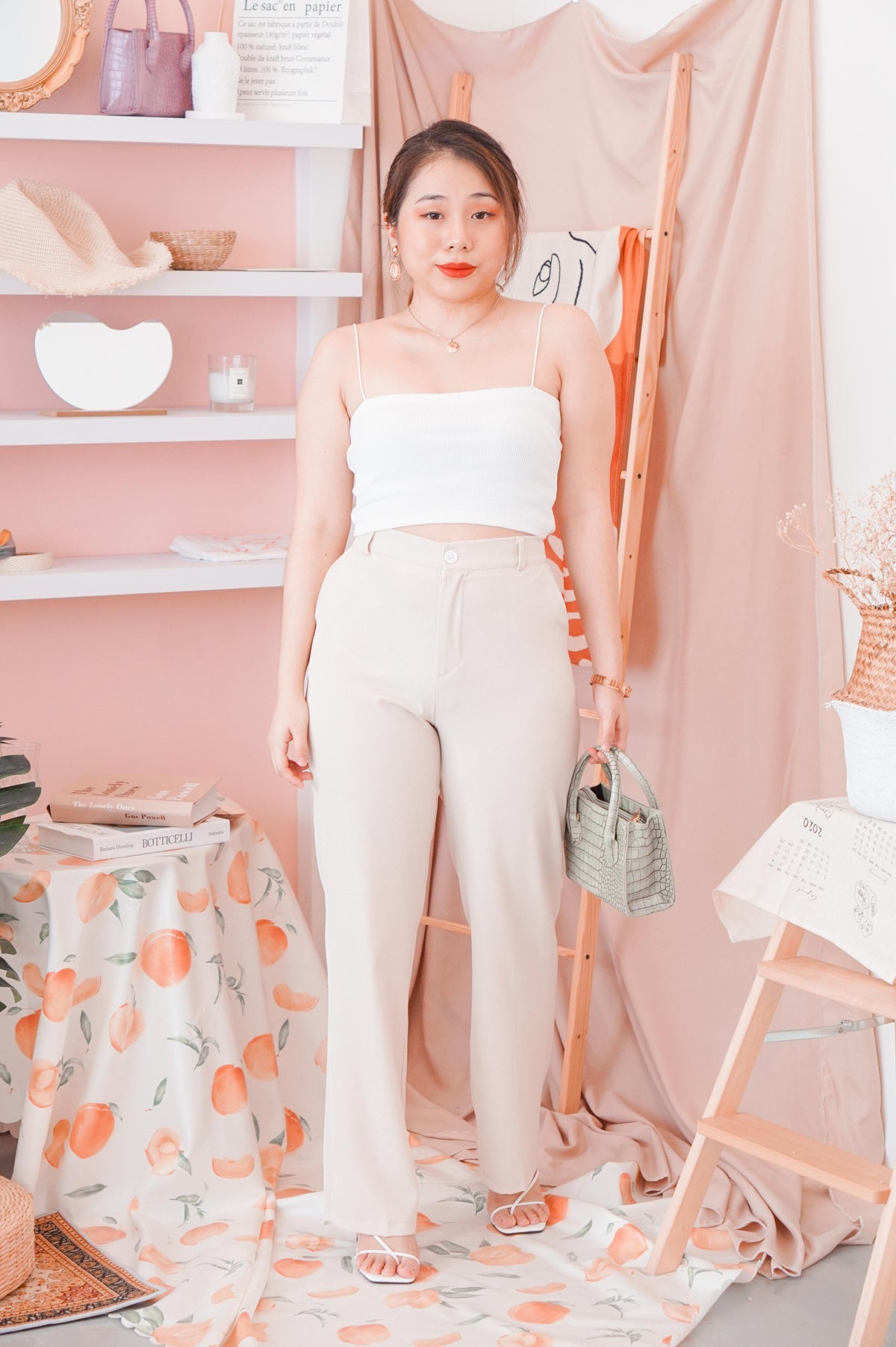Step Up Pants in Beige