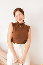 Liza High Neck Basic Top in Brown