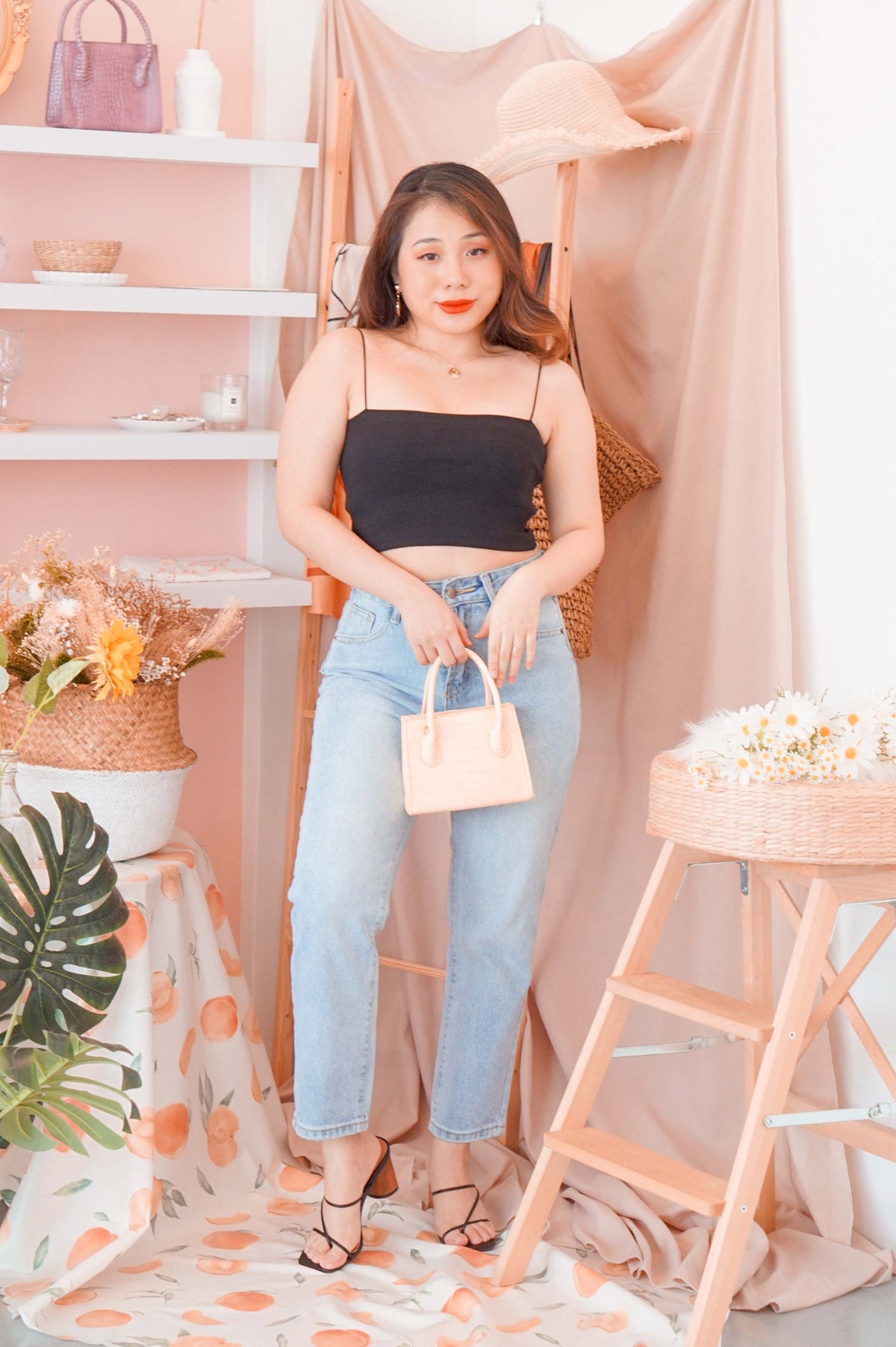 Sugar Rush Ribbed Crop Top in Black