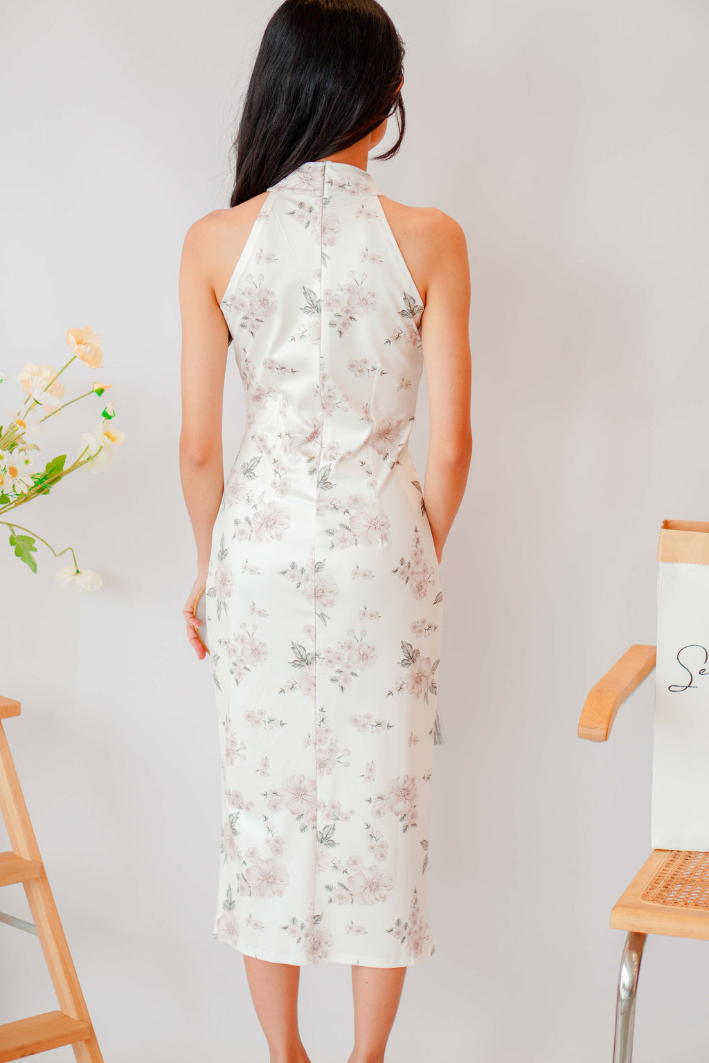 Ru Floral Halter Neck Cheongsam in White