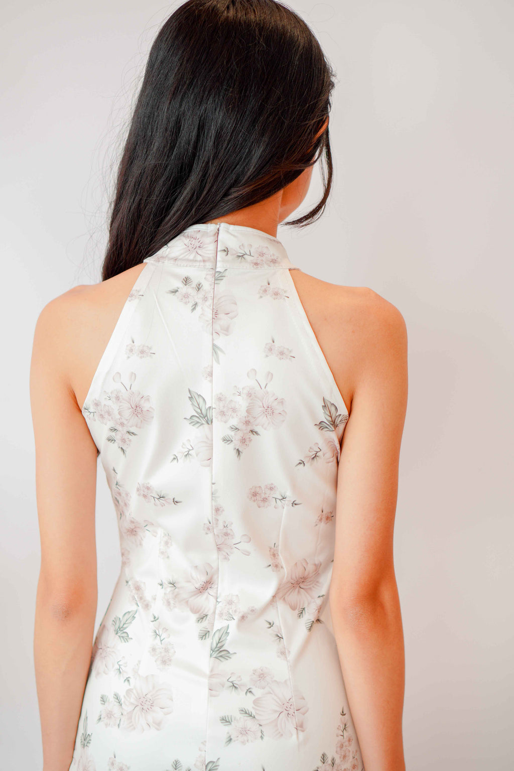 Ru Floral Halter Neck Cheongsam in White