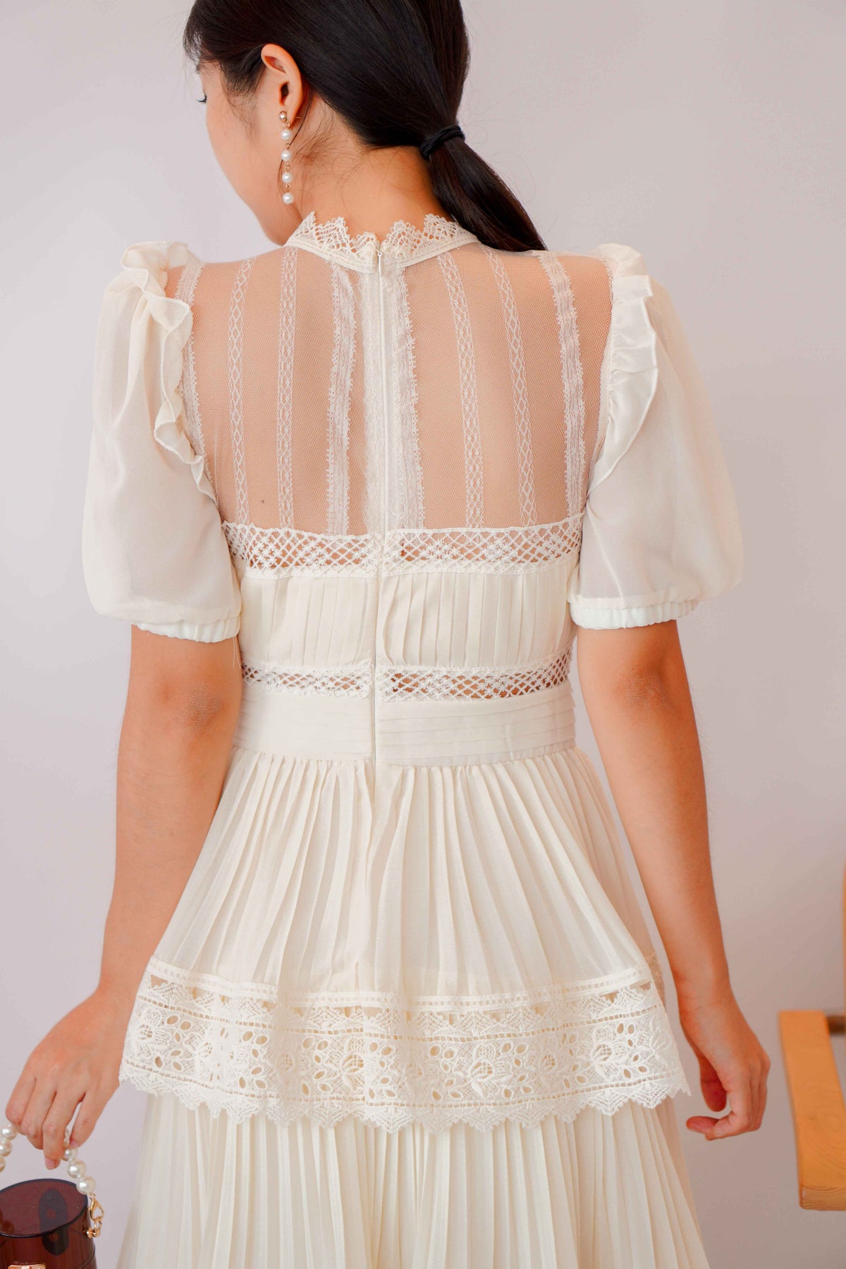 (PREMIUM) Lady Diane Layered Maxi Dress in Cream