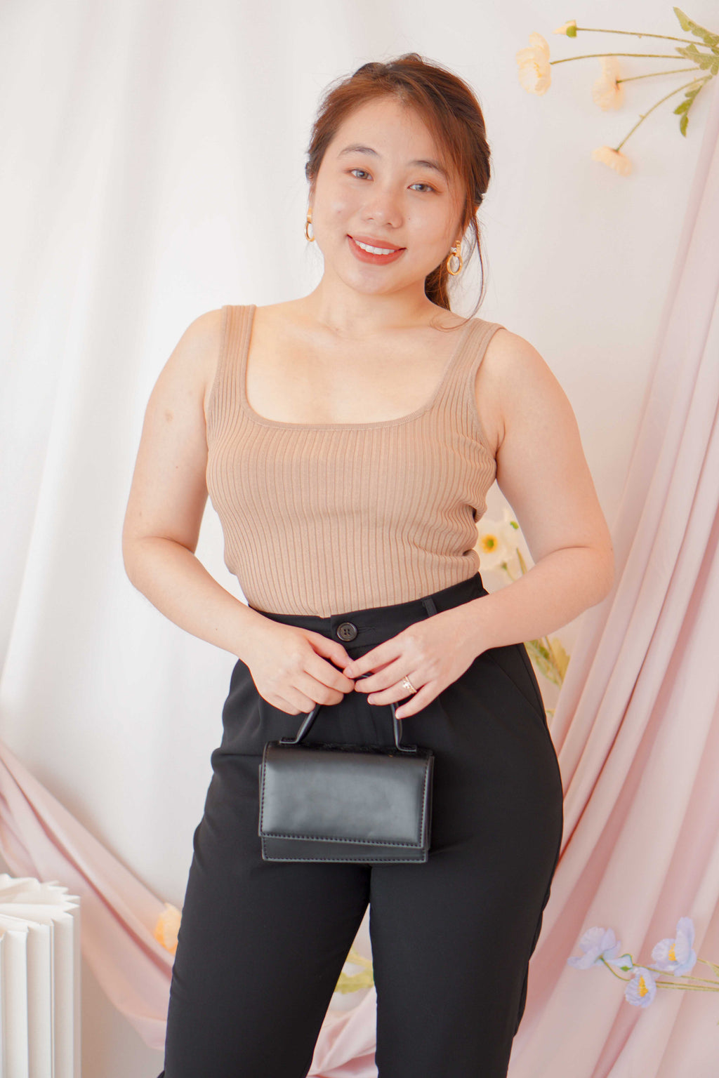 Tammy Basic Knit Crop Top in Khaki