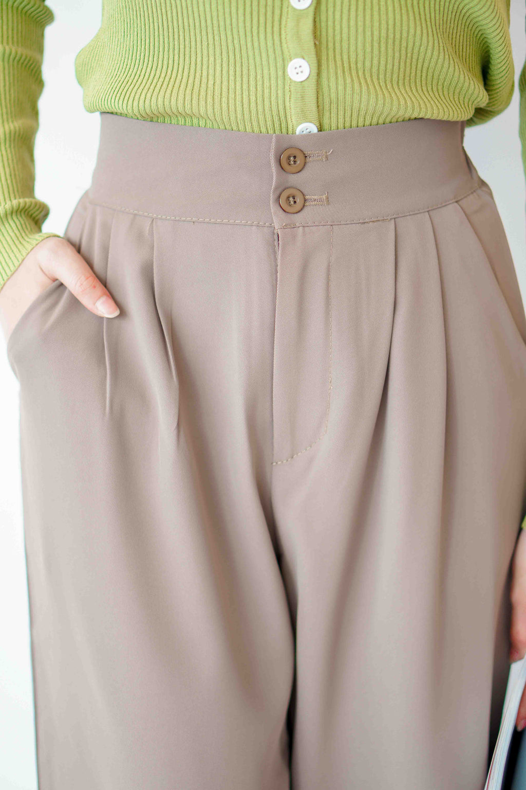 On Duty Pants in Brown