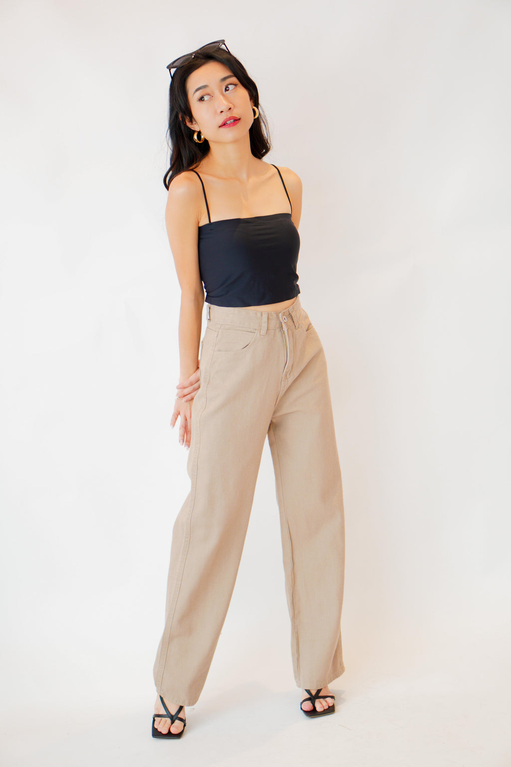 Rodeo Wide Legged Jeans in Khaki