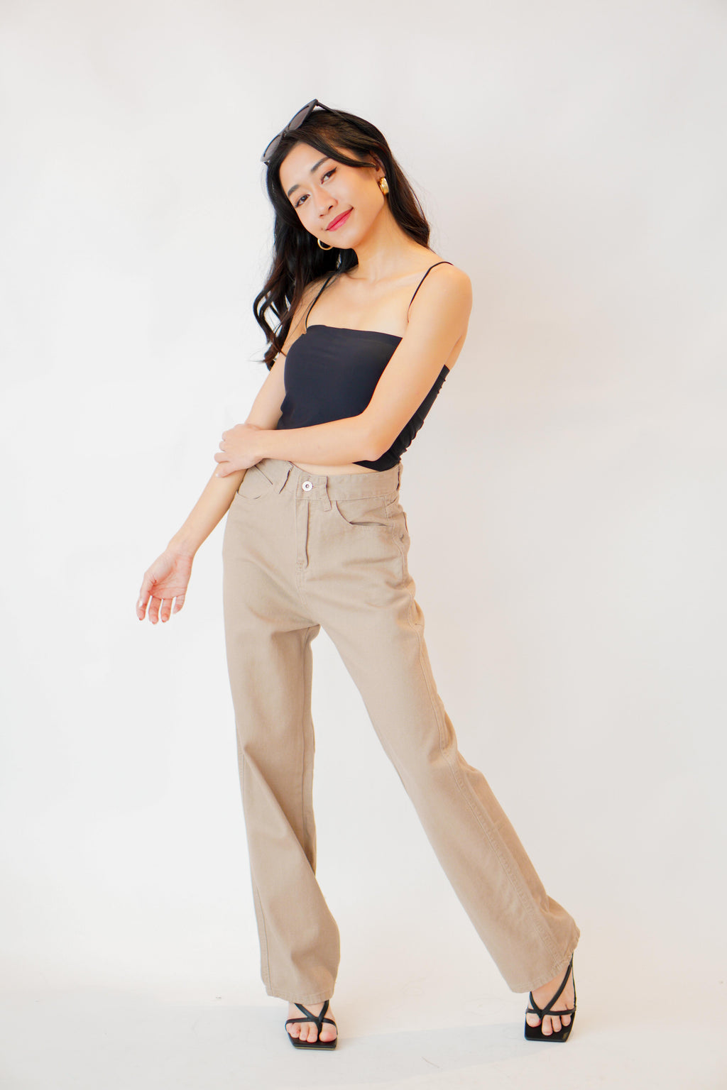 Rodeo Wide Legged Jeans in Khaki