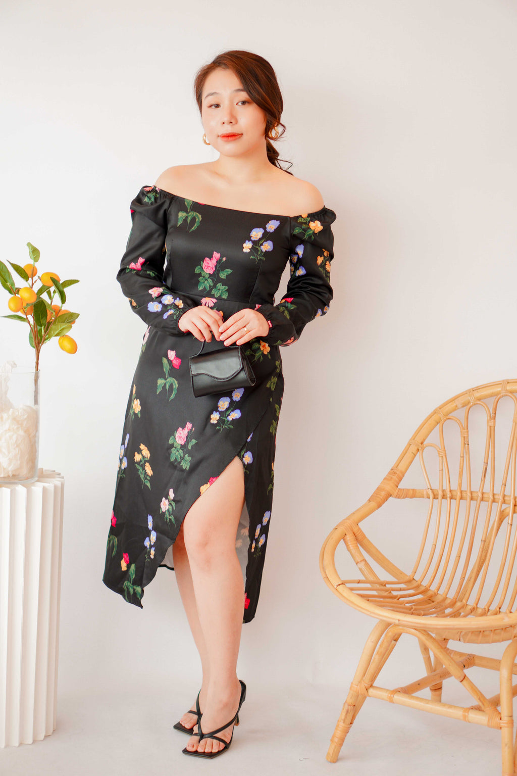 Acacia Floral Long Sleeve Dress in Black