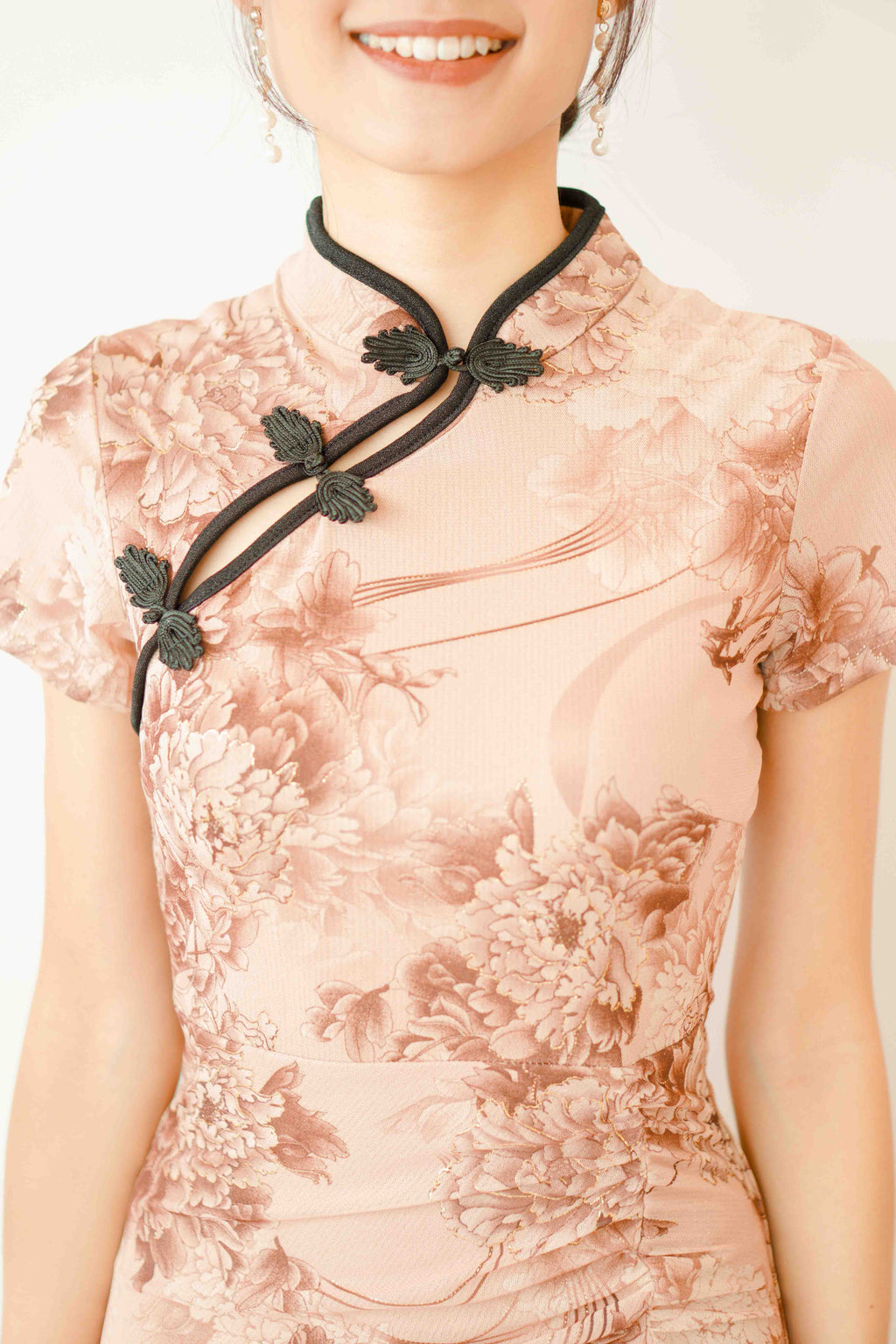 Rong Ruched Bodycon Cheongsam in Dark Maroon
