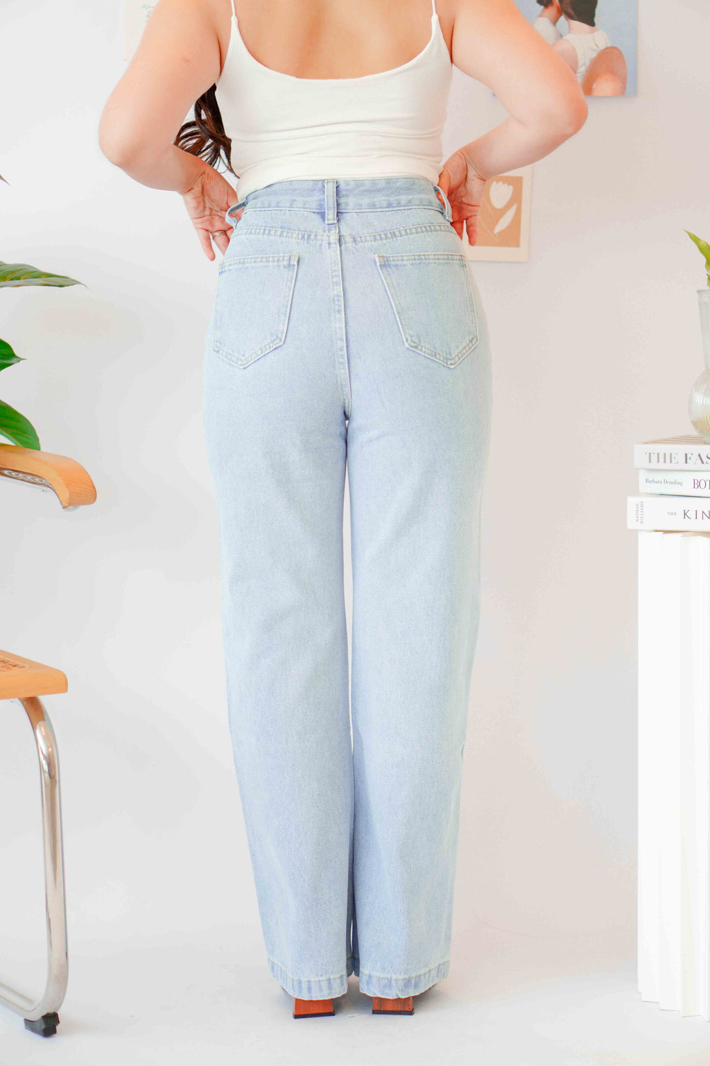Mila High Waisted Jeans in Light Blue
