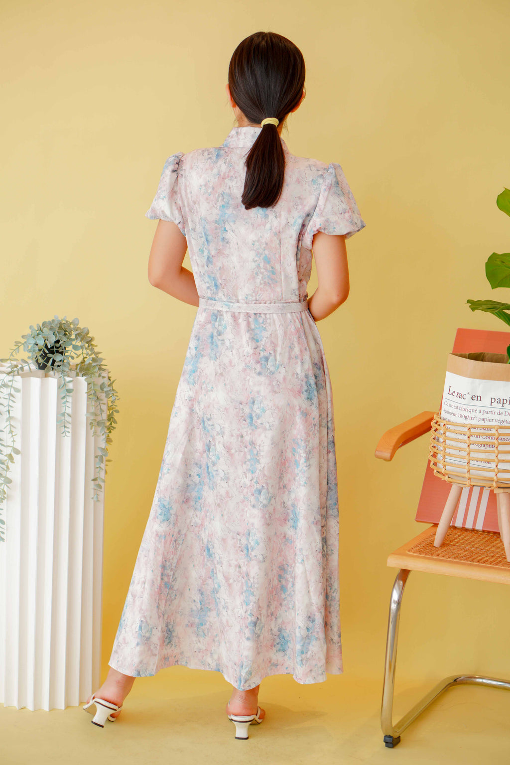 La Savoir Collar Floral Puffy Sleeves Dress in Pink