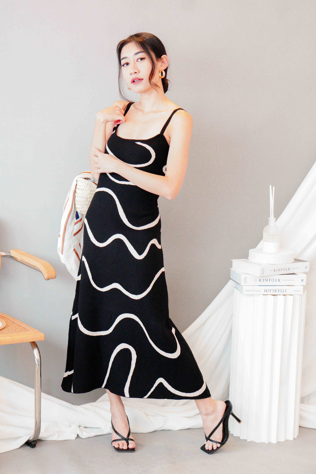 Melya Abstract Print Knit Dress in Black