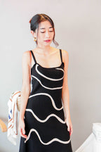 Melya Abstract Print Knit Dress in Black