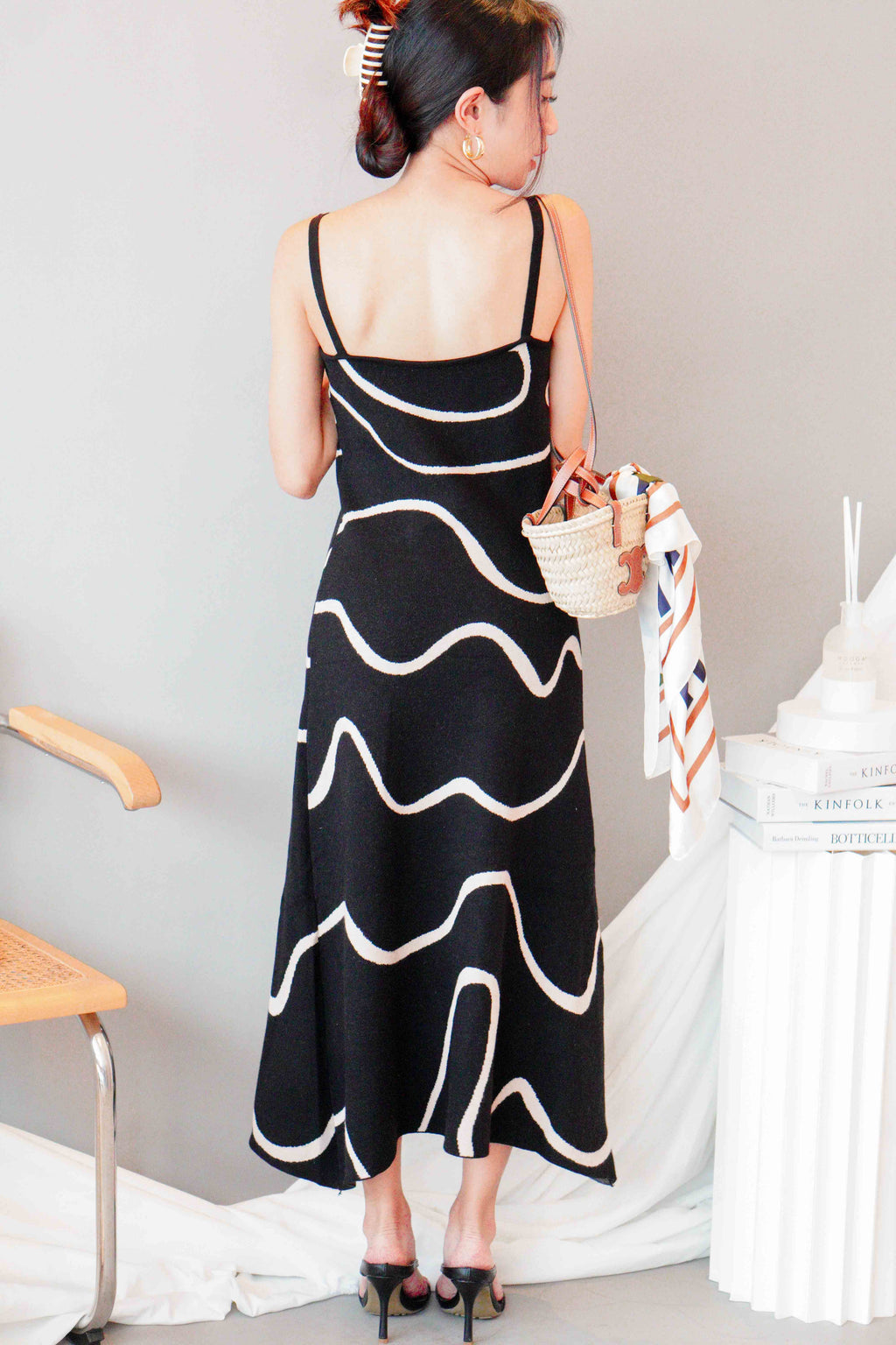 Melya Abstract Print Knit Dress in Black