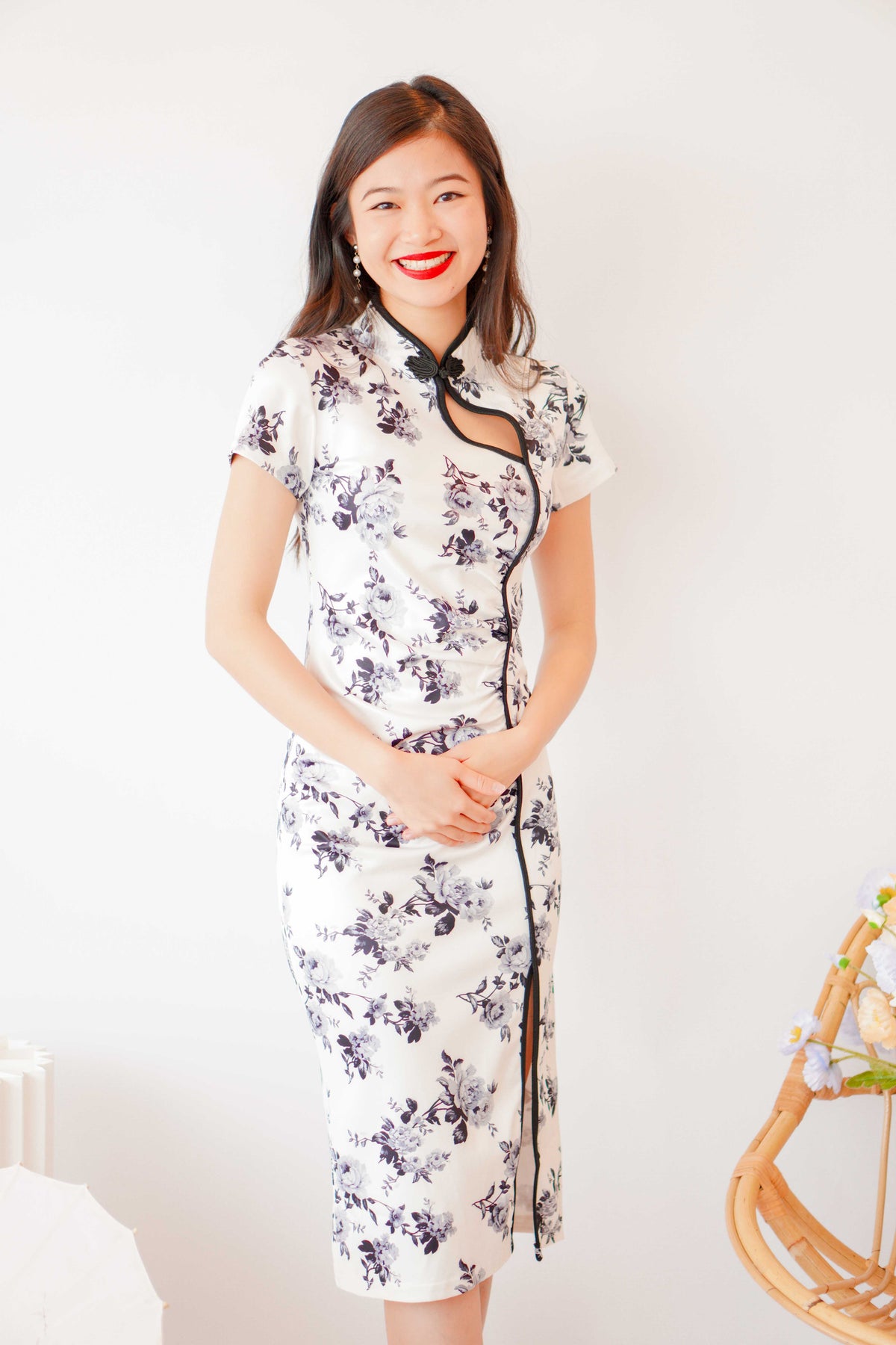 Ning Midi Floral Cheongsam in Black and White