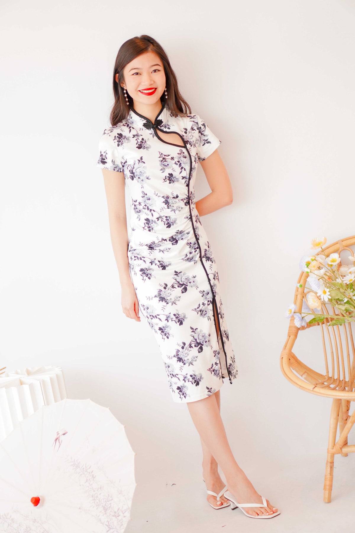 Ning Midi Floral Cheongsam in Black and White