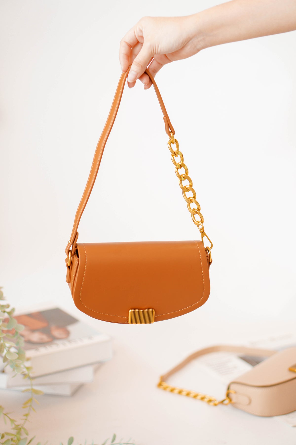 Quin 2-Way Saddle Bag in Brown