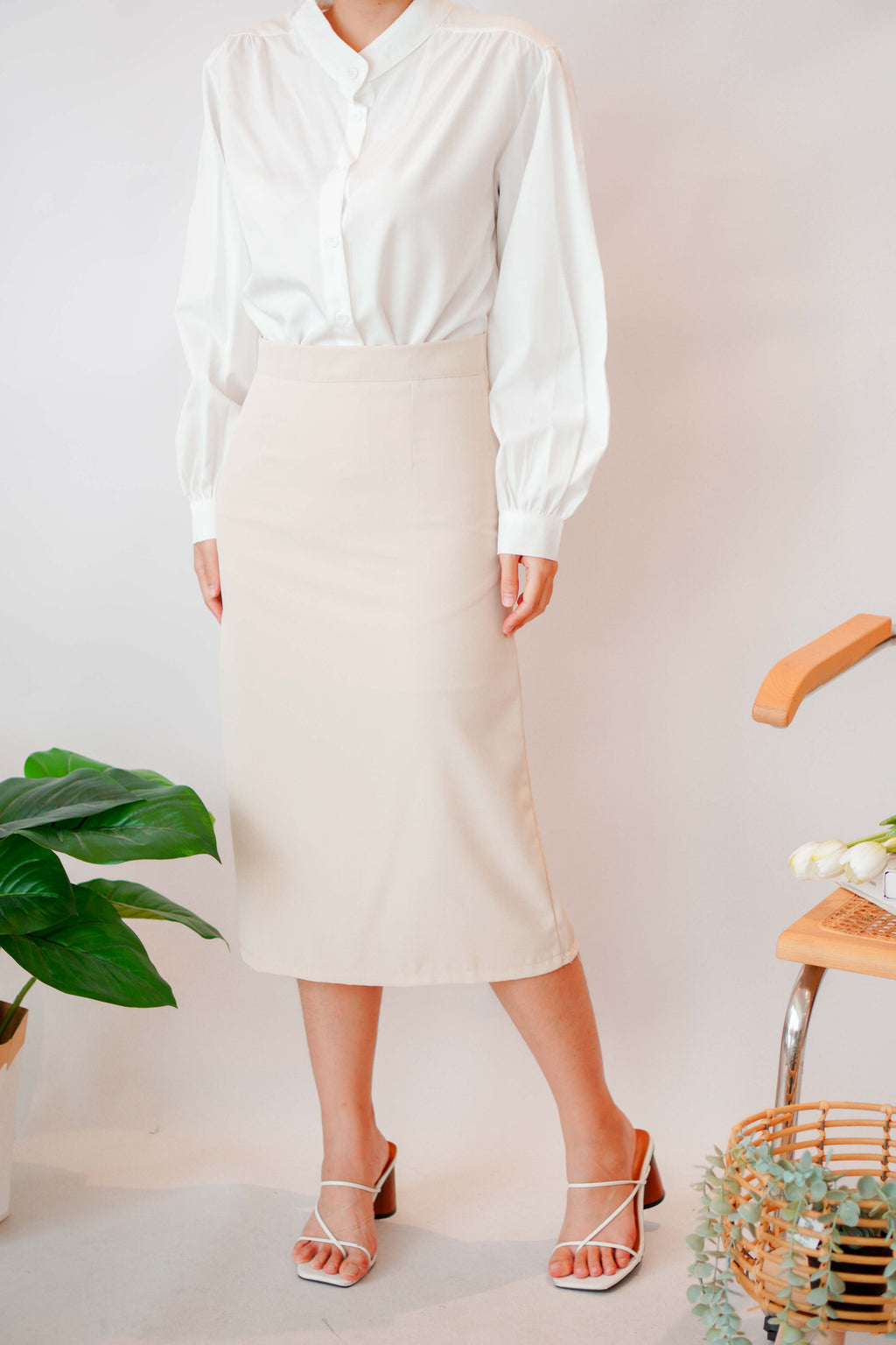 (BACKORDER) Soft Daily Midi Bodycon Skirt in Beige