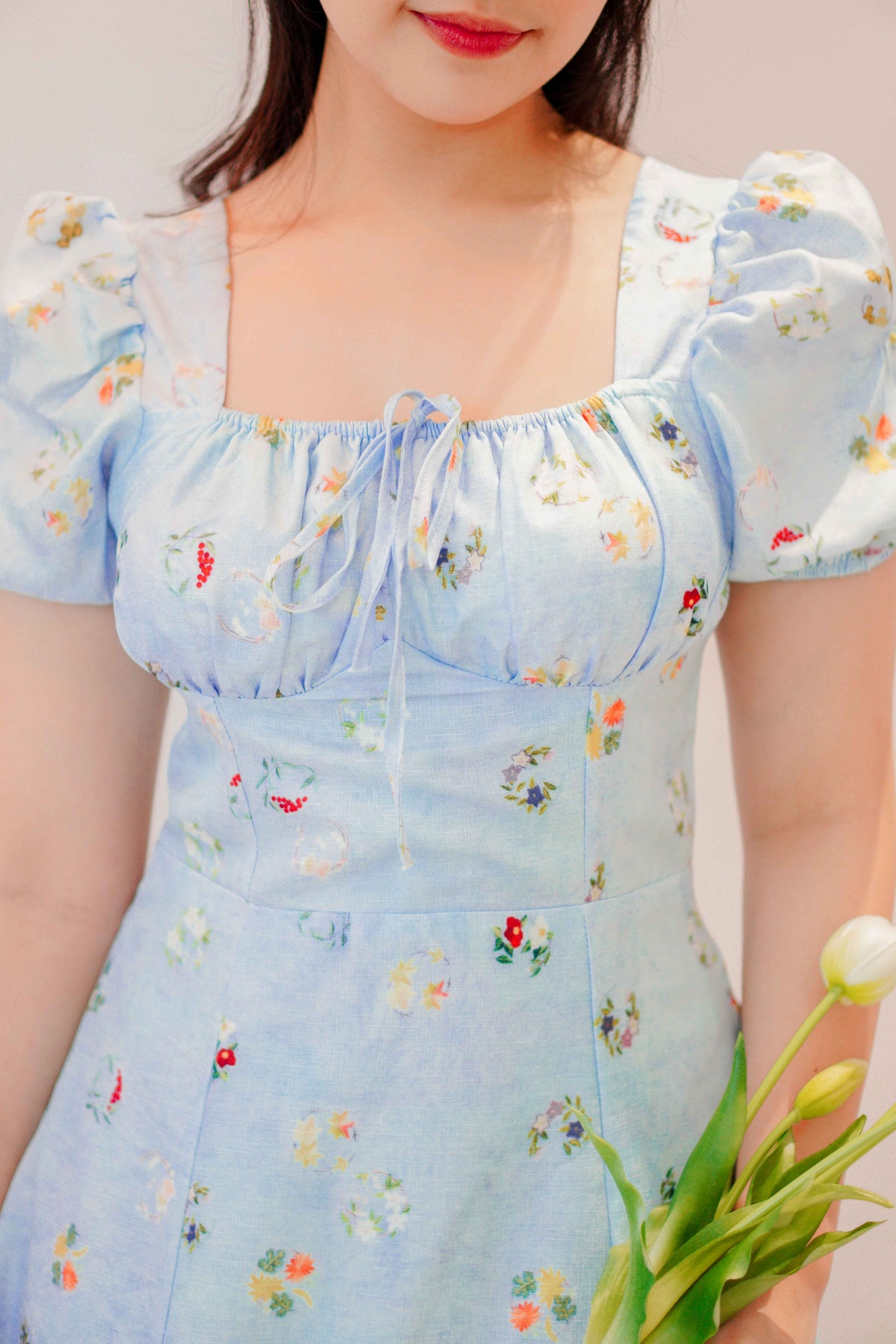 Mazarine Summer Floral Puffy Sleeves Maxi Dress in Blue