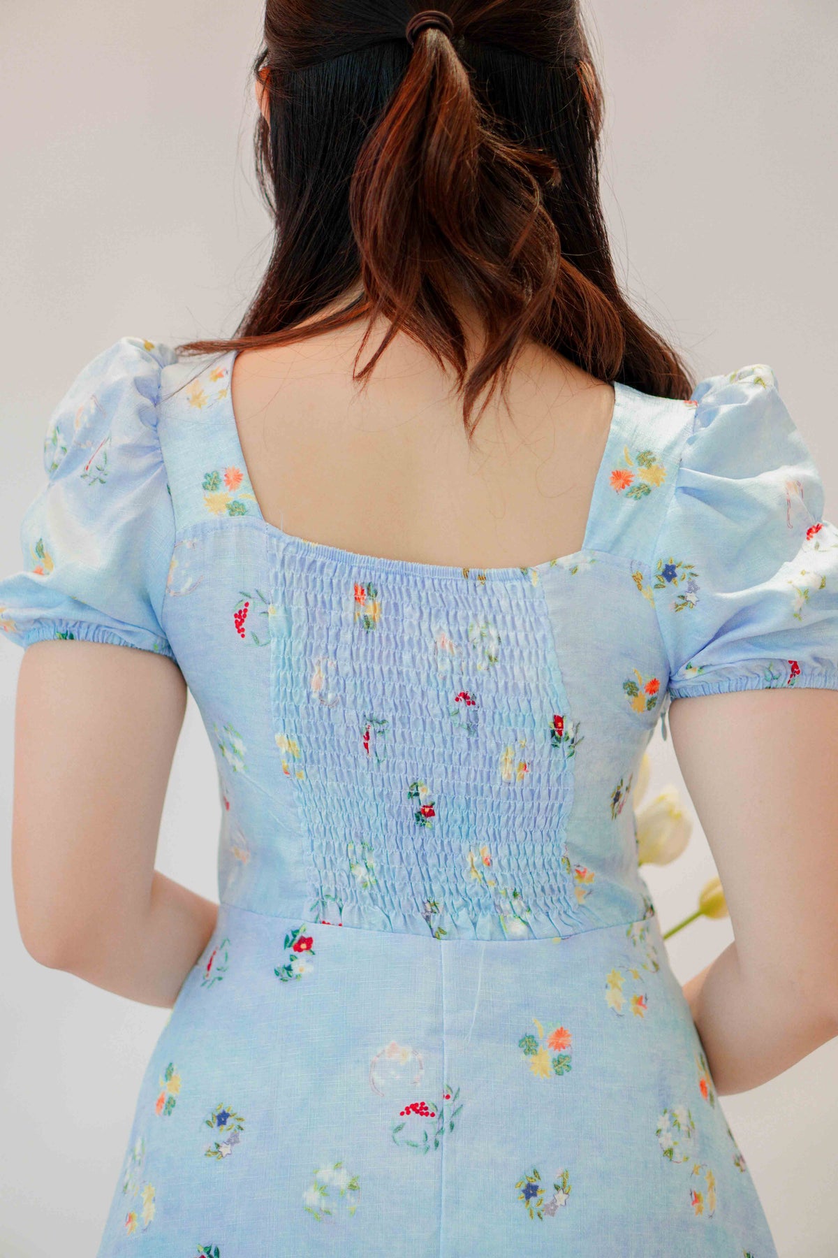 Mazarine Summer Floral Puffy Sleeves Maxi Dress in Blue