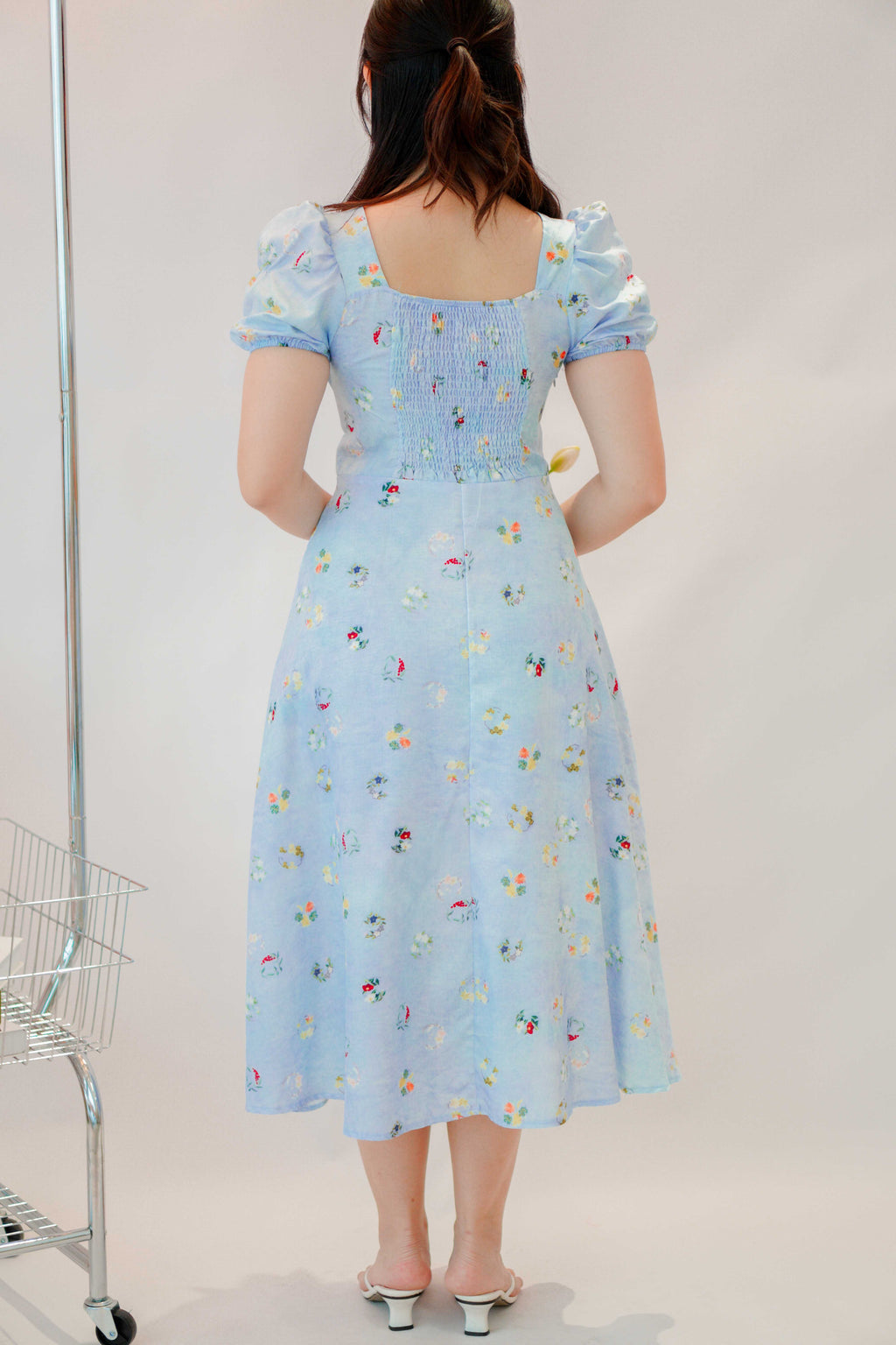 Mazarine Summer Floral Puffy Sleeves Maxi Dress in Blue