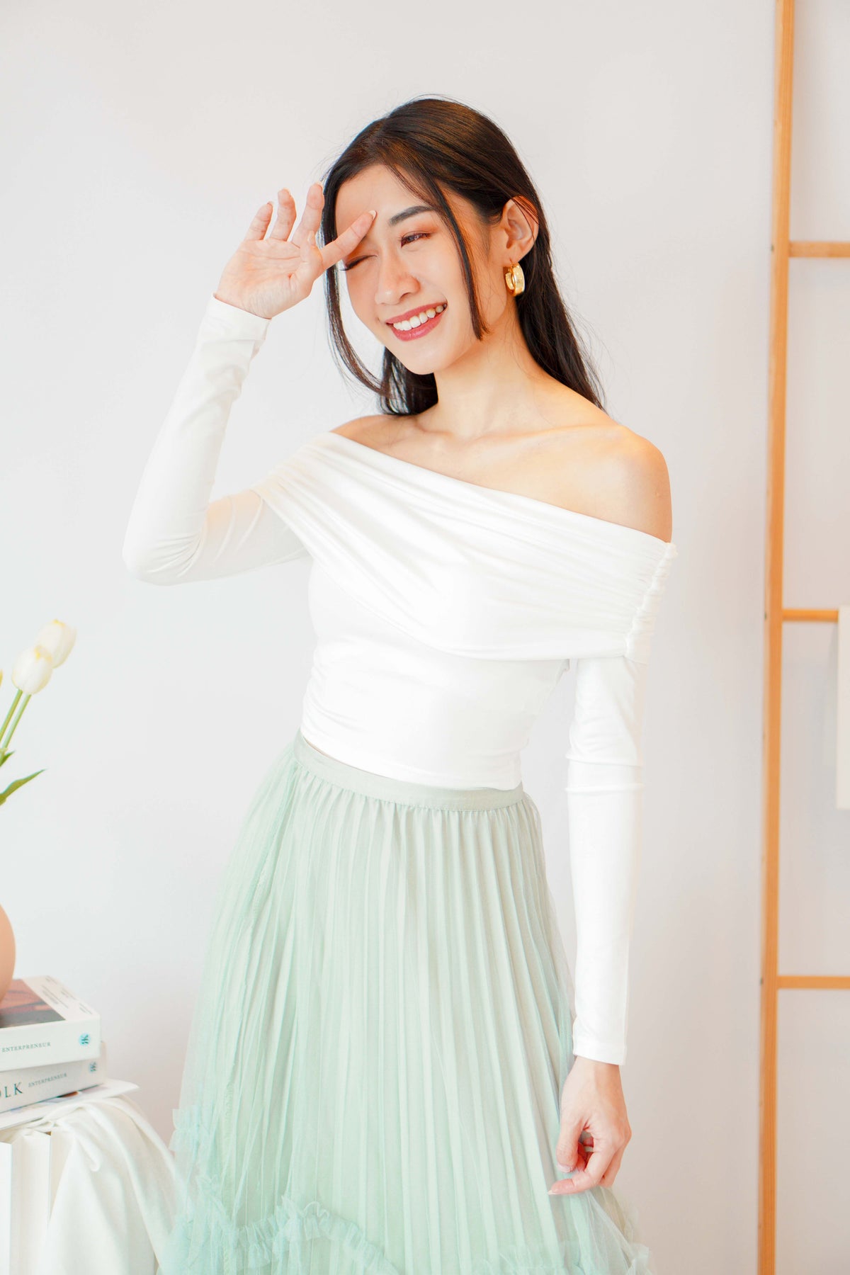 Yvette Off Shoulder Long Sleeve Top in White