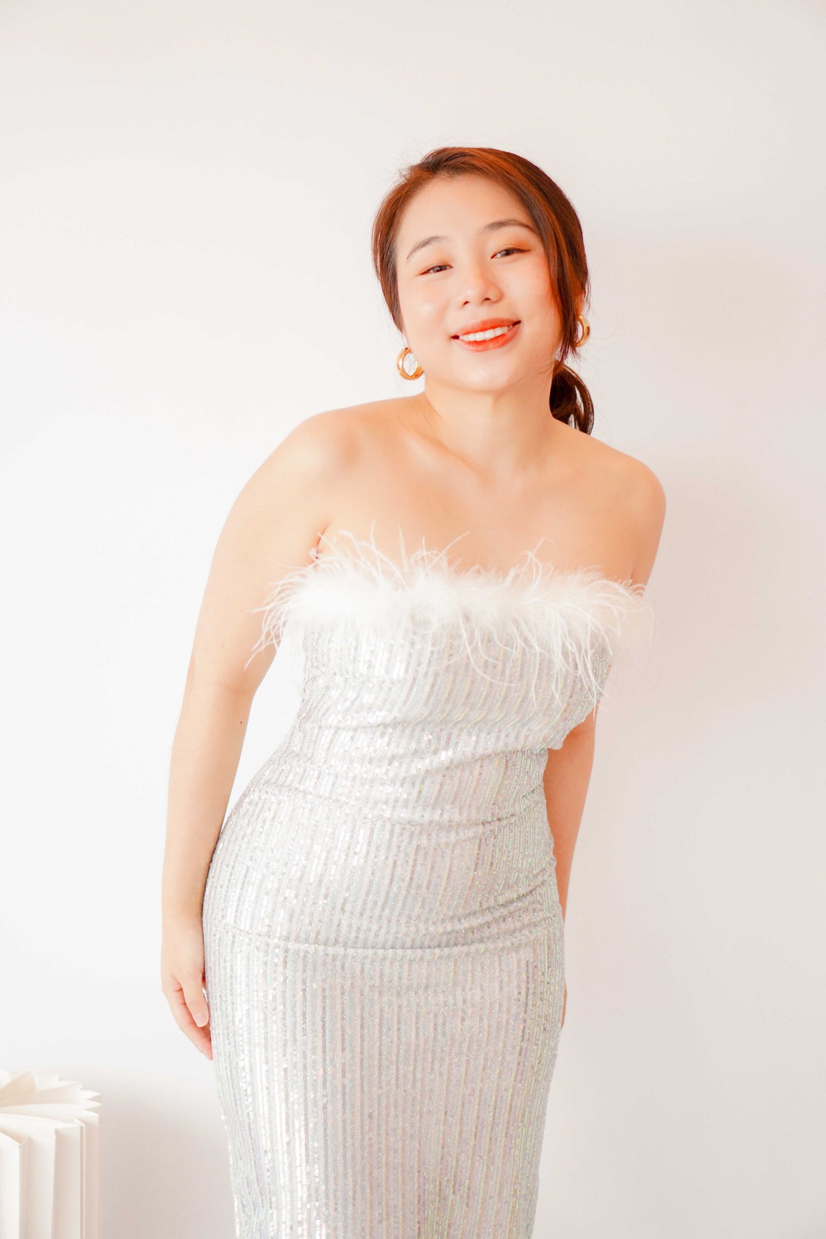 Elzy Sequin Feather Dress in Silver