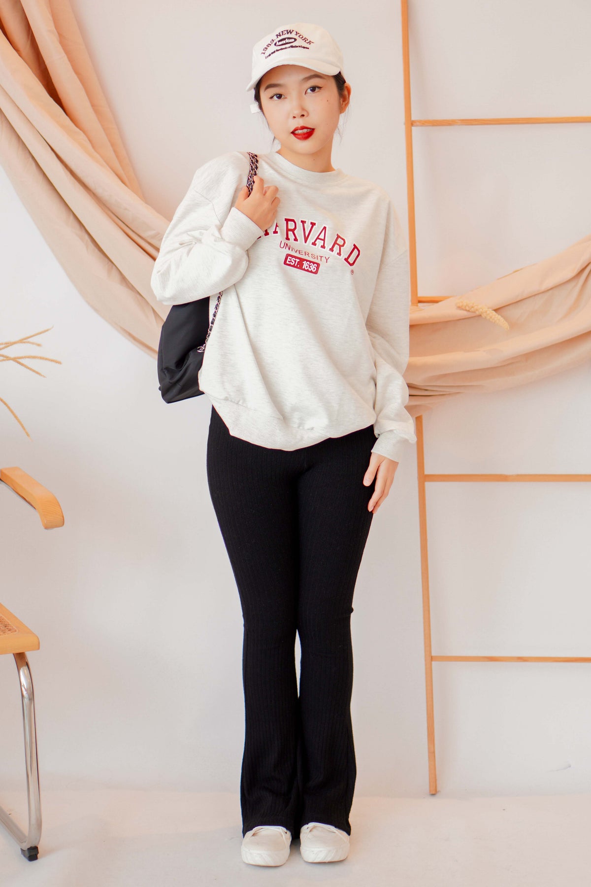 Ivy Girl Sweater in Grey
