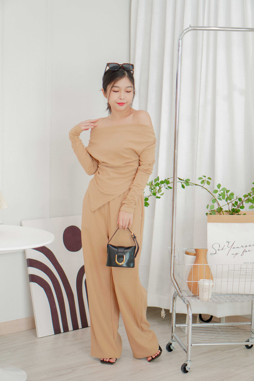 Coora Loose Sweatpants in Khaki