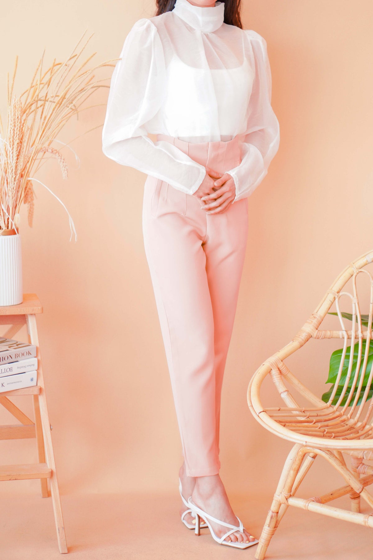 Delphine Pants in Peach