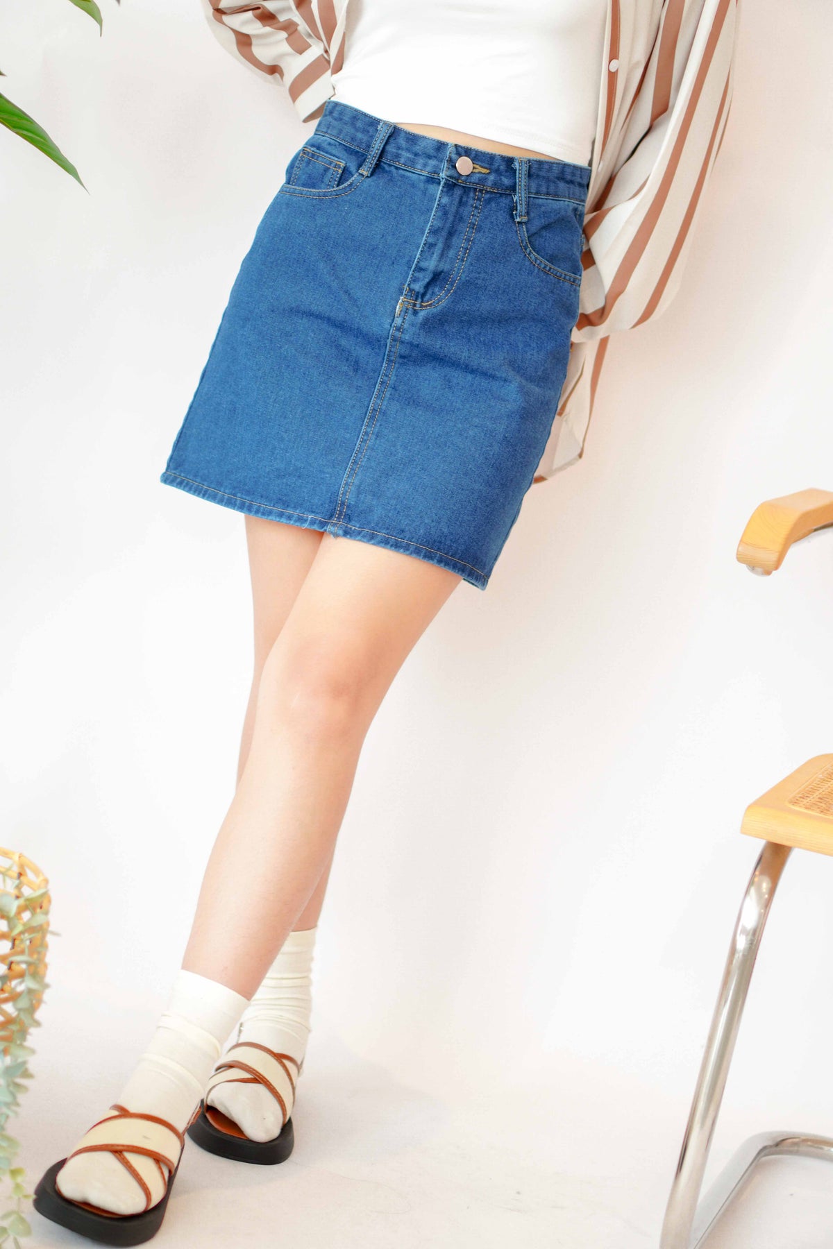 Classic Denim Mini Skirt in Dark Blue