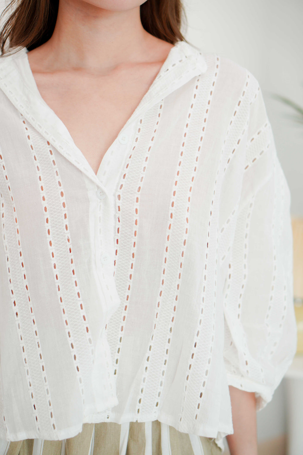 Minji Puffy Button Eyelet Lace Top in White