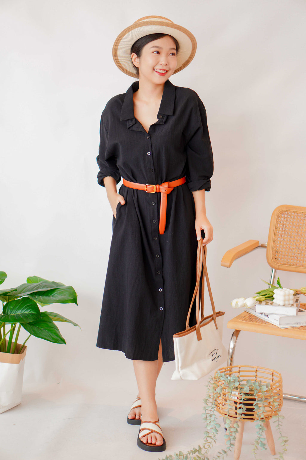 (BACKORDER) Anra Button Down Shirt Dress in Black
