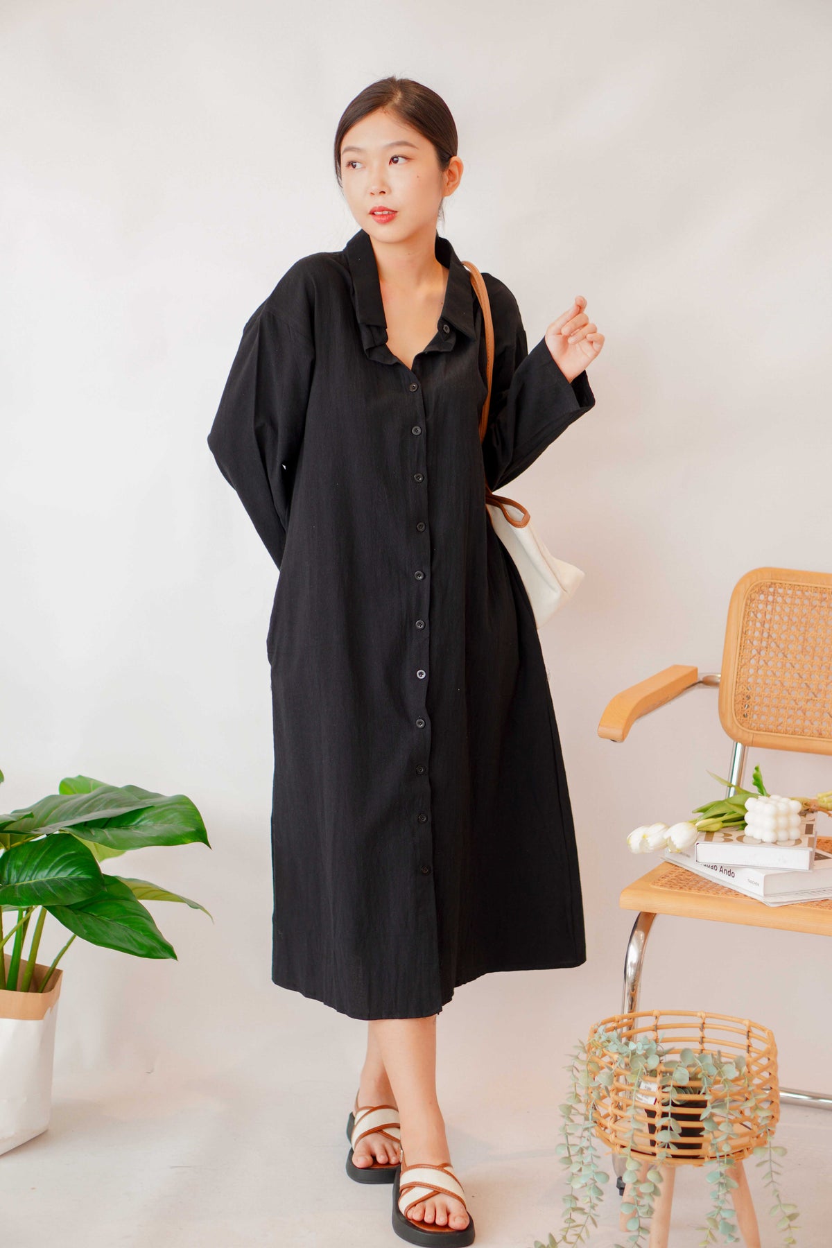 (BACKORDER) Anra Button Down Shirt Dress in Black