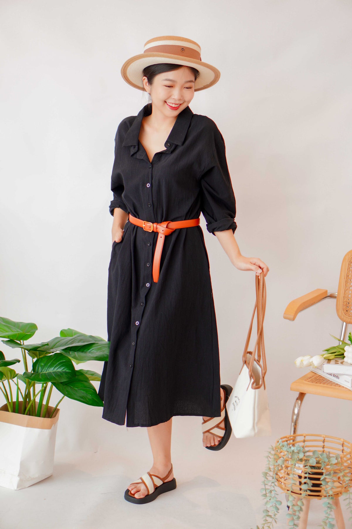 (BACKORDER) Anra Button Down Shirt Dress in Black