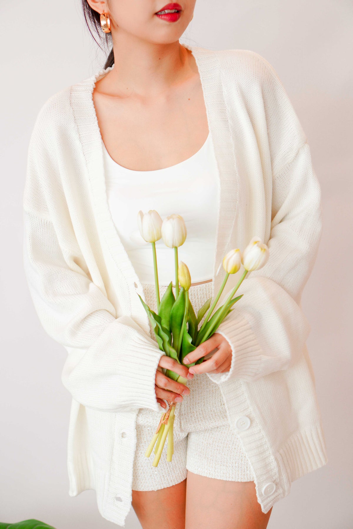 (BACKORDER) White Cloud Cardigan in Cream