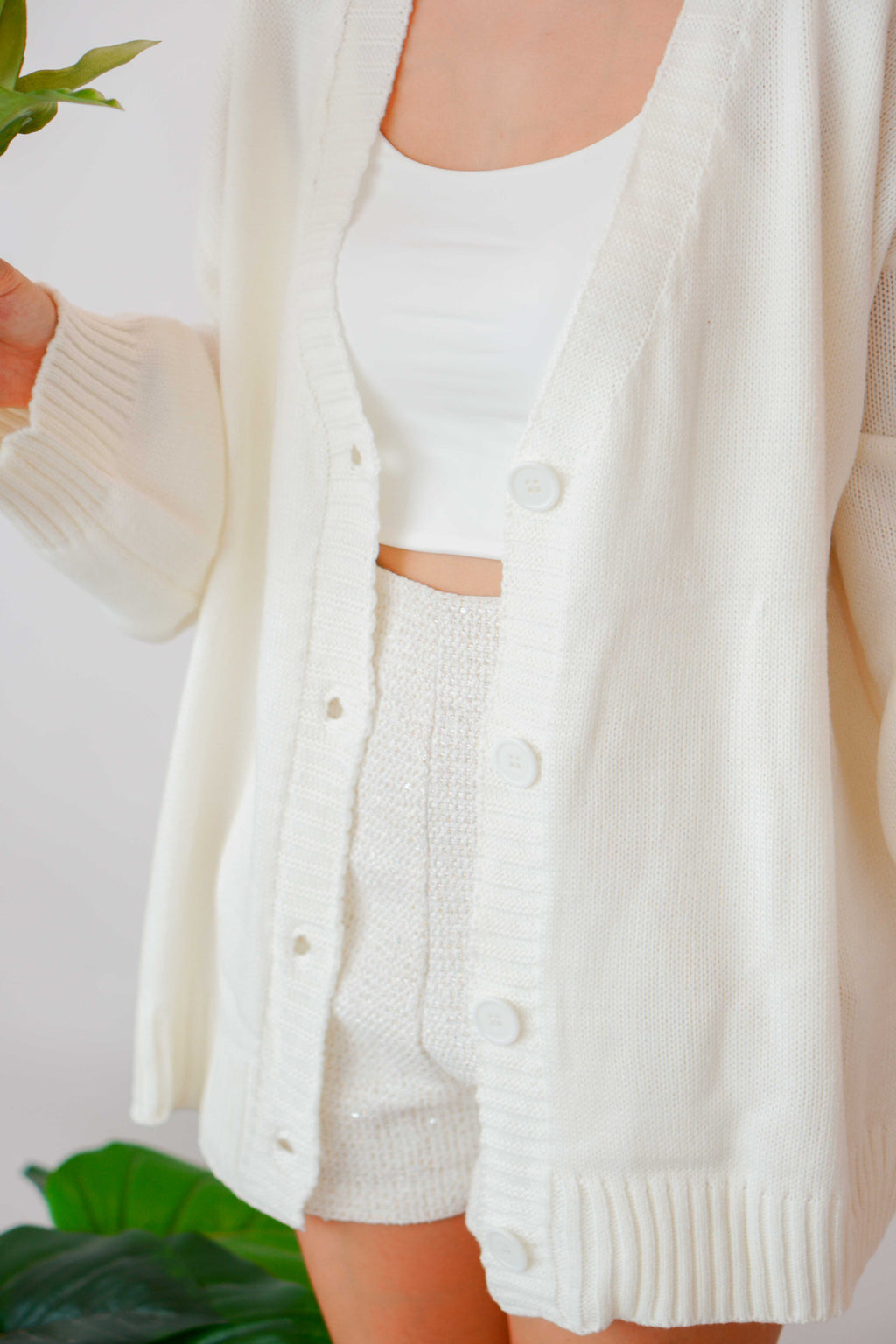 (BACKORDER) White Cloud Cardigan in Cream