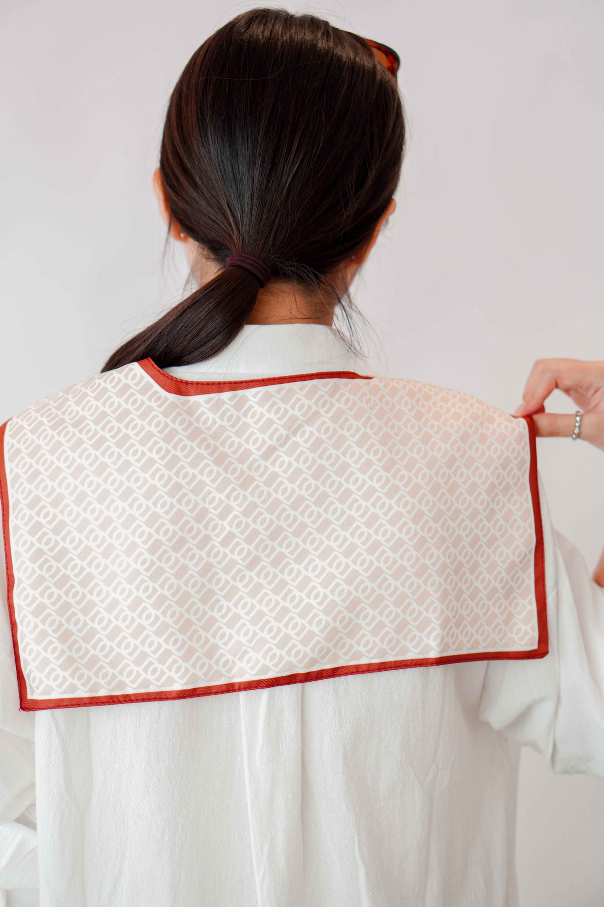 Throwover in Cream with Brown Lining