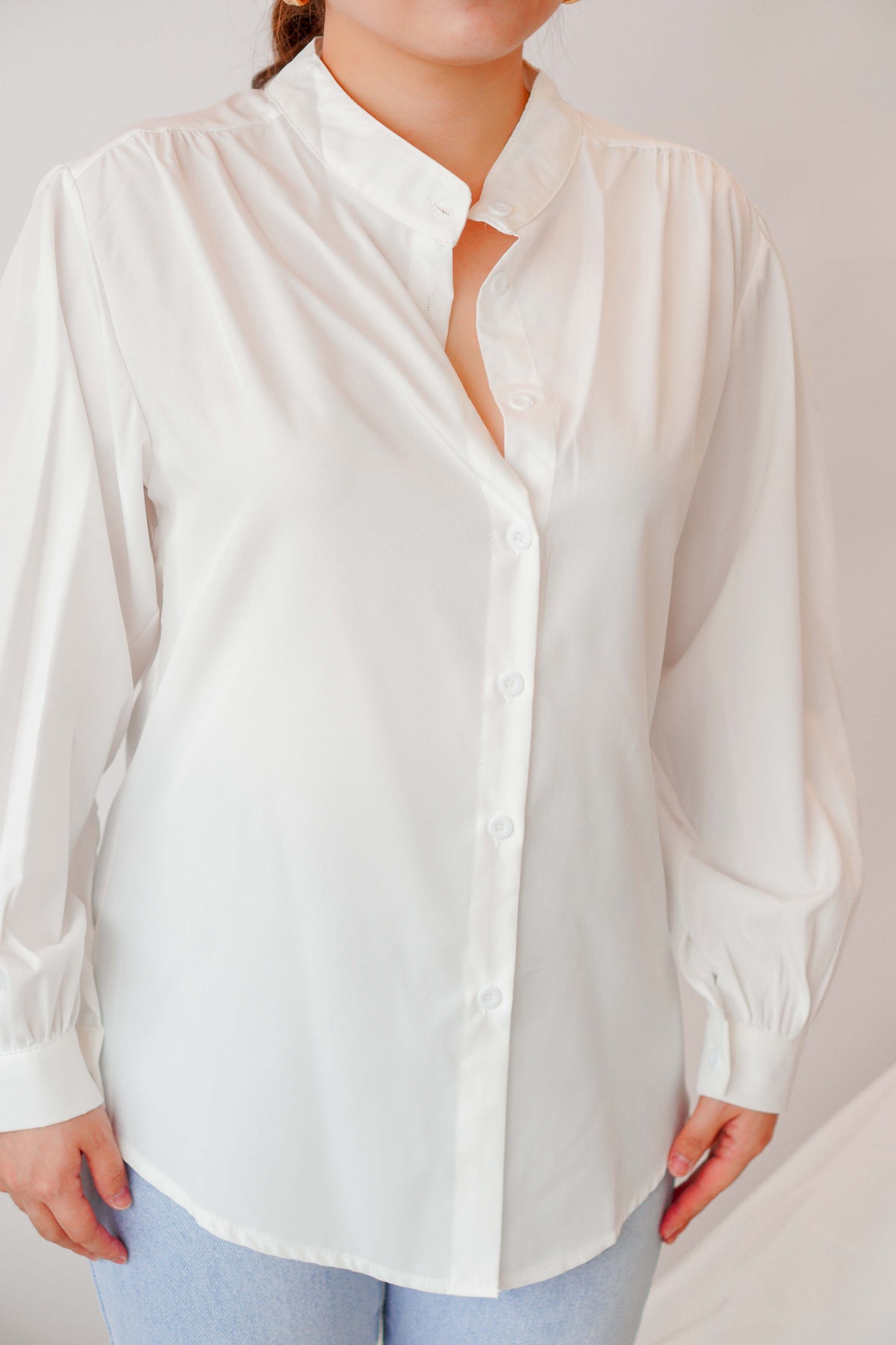 Yuji Long Sleeve Button Down Top in White