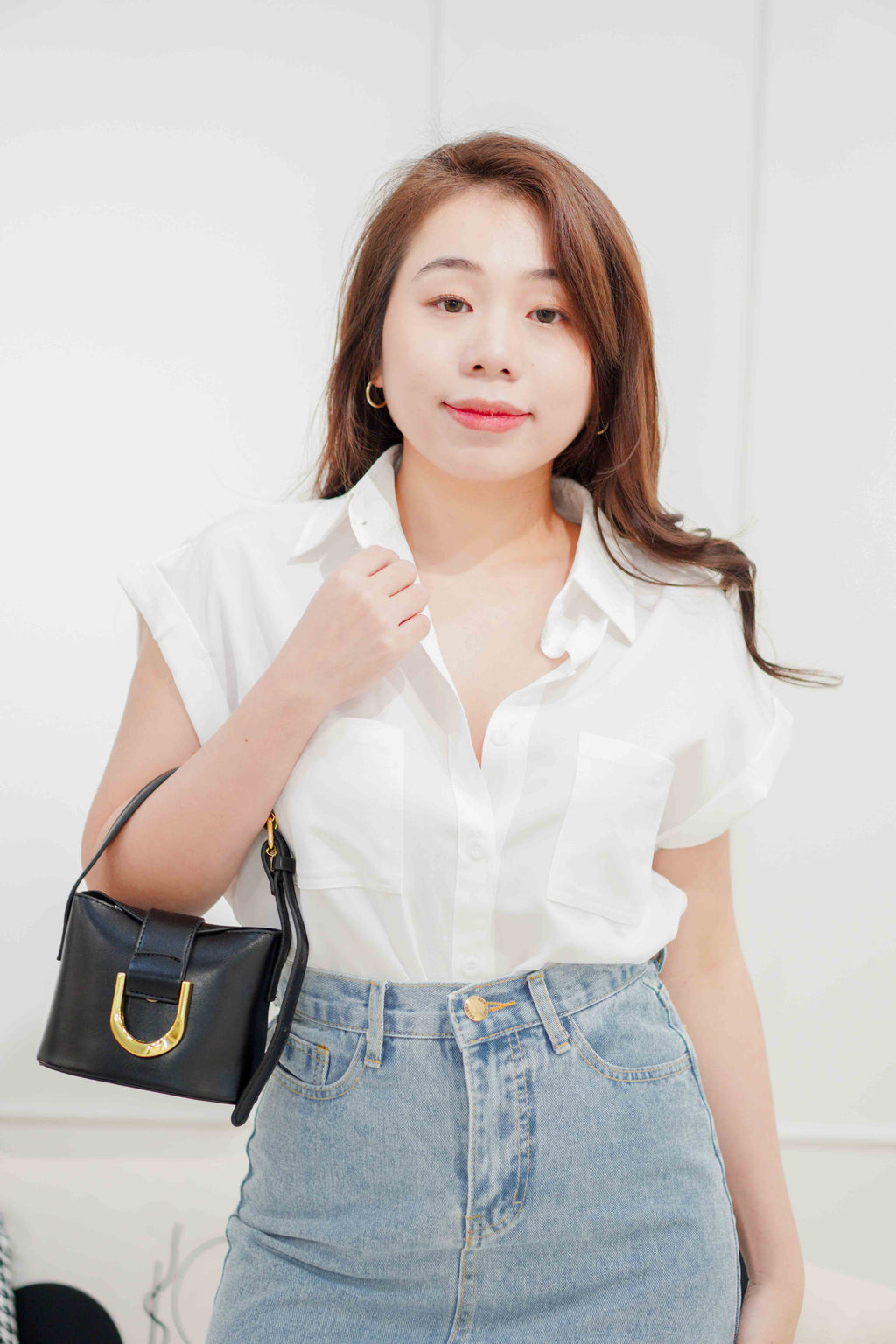 Ander Collar Short Sleeve Button Top in White