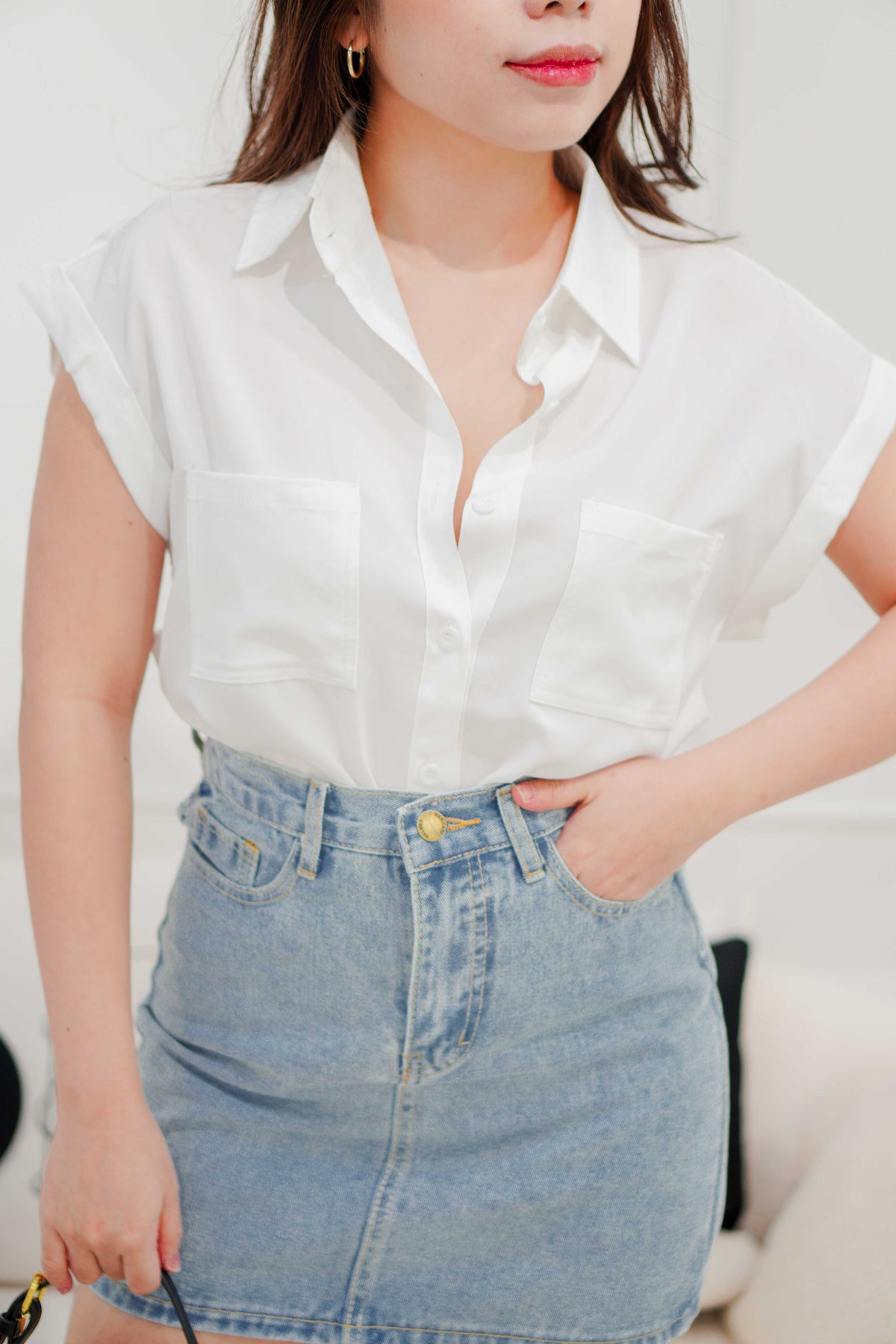 Ander Collar Short Sleeve Button Top in White