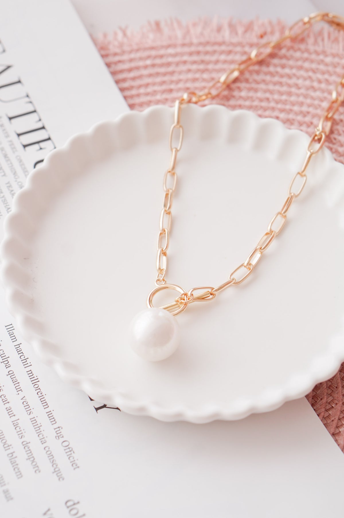 All White Pearl Necklace