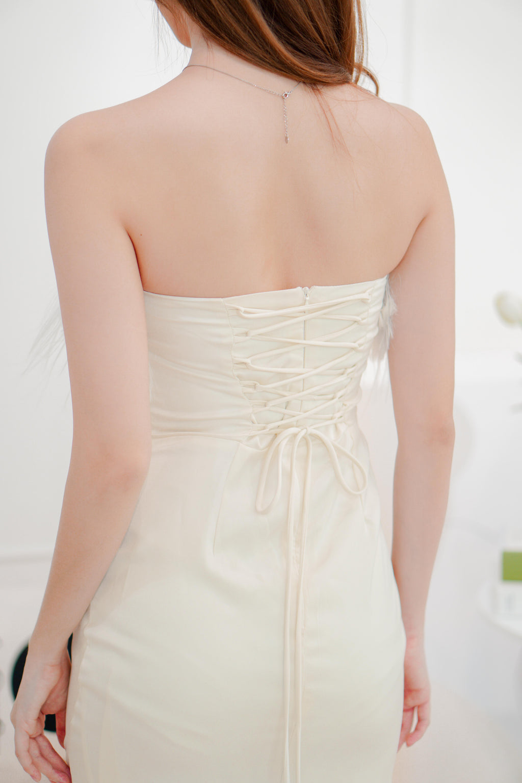 (Premium) Allegra Detachable Feather Tube Satin Dress in Cream
