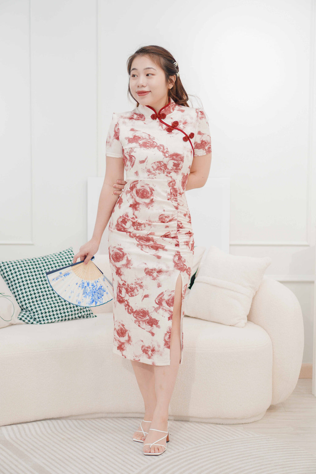 Ran Rose Printed Floral Ruched Cheongsam with Slit in Red