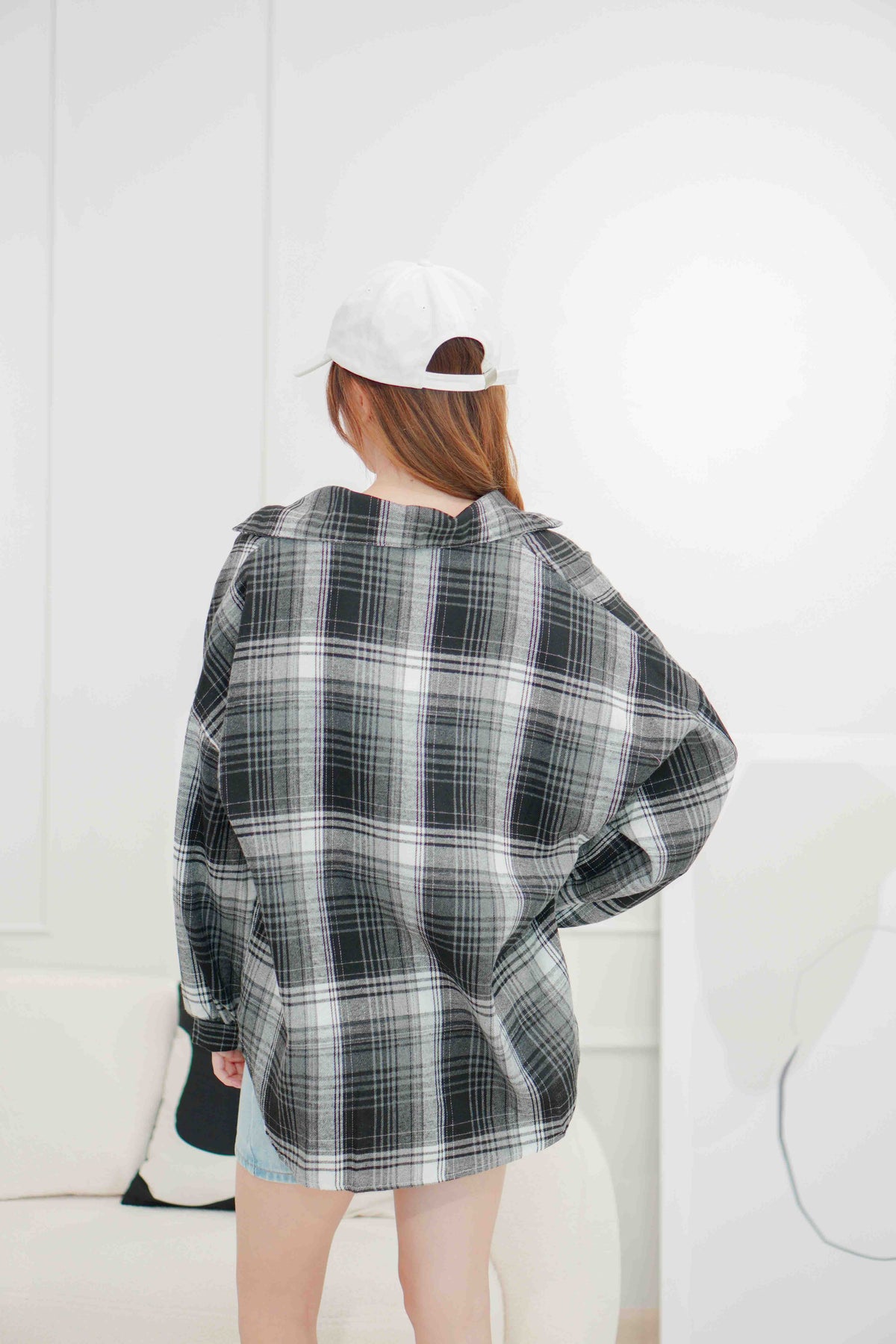 Charles Flannel Checkered Shirt in Black