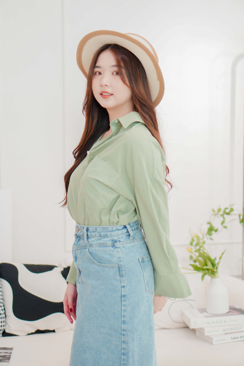 Island Resort Collar Button Down Linen Top in Green