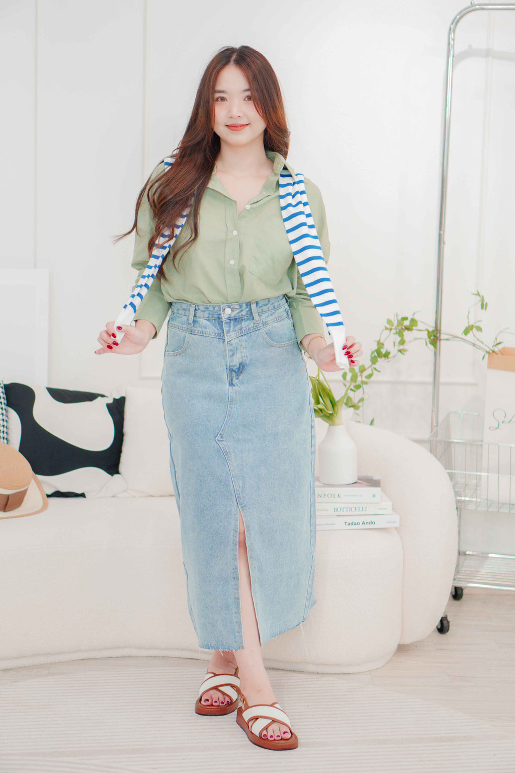 Island Resort Collar Button Down Linen Top in Green