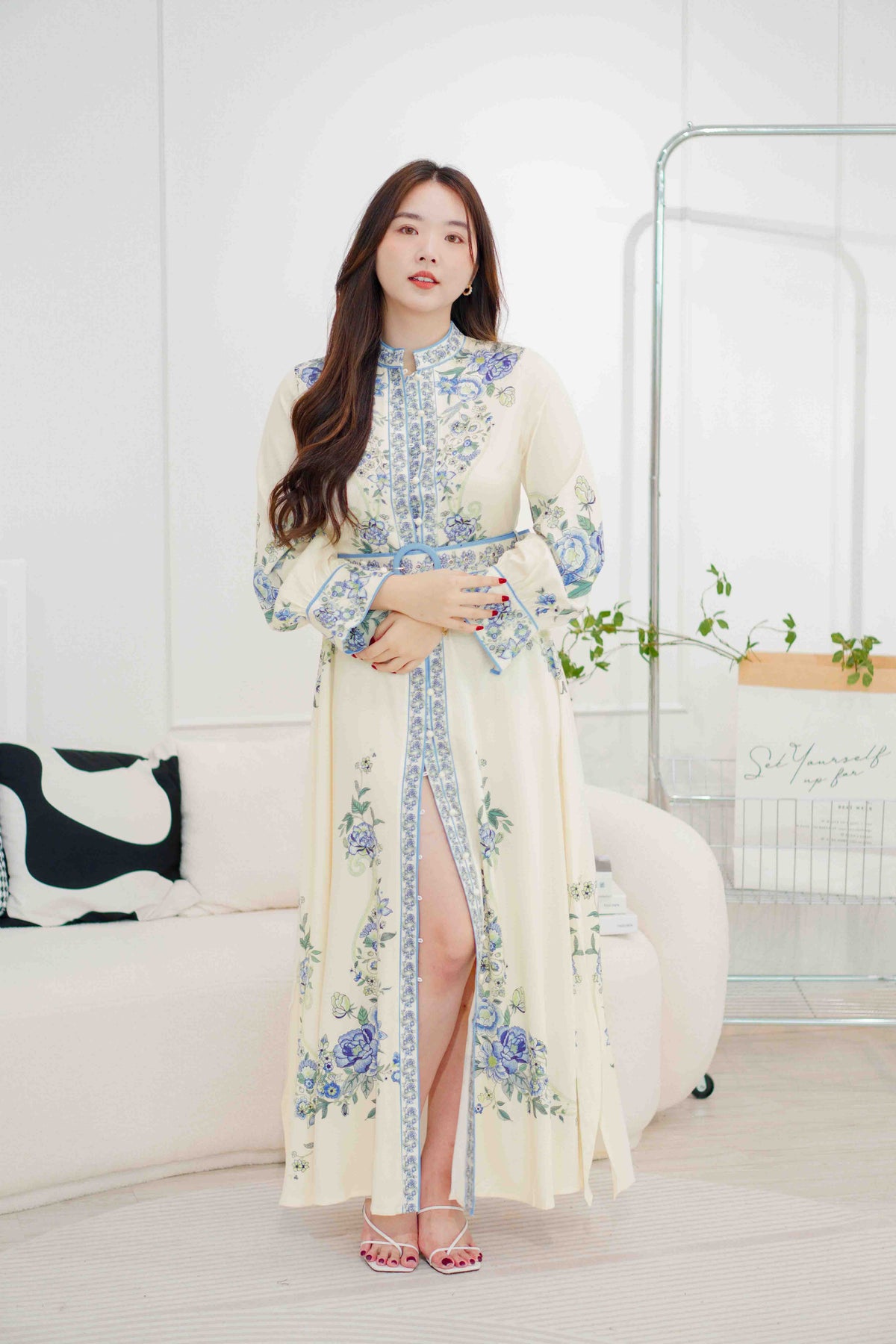 Octavia Floral Long Sleeve Dress with Belt in Blue